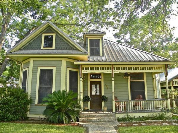 Simple Victorian Style Houses