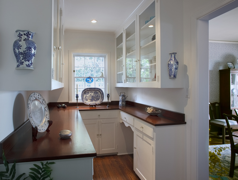houser-colonial-kitchen-07